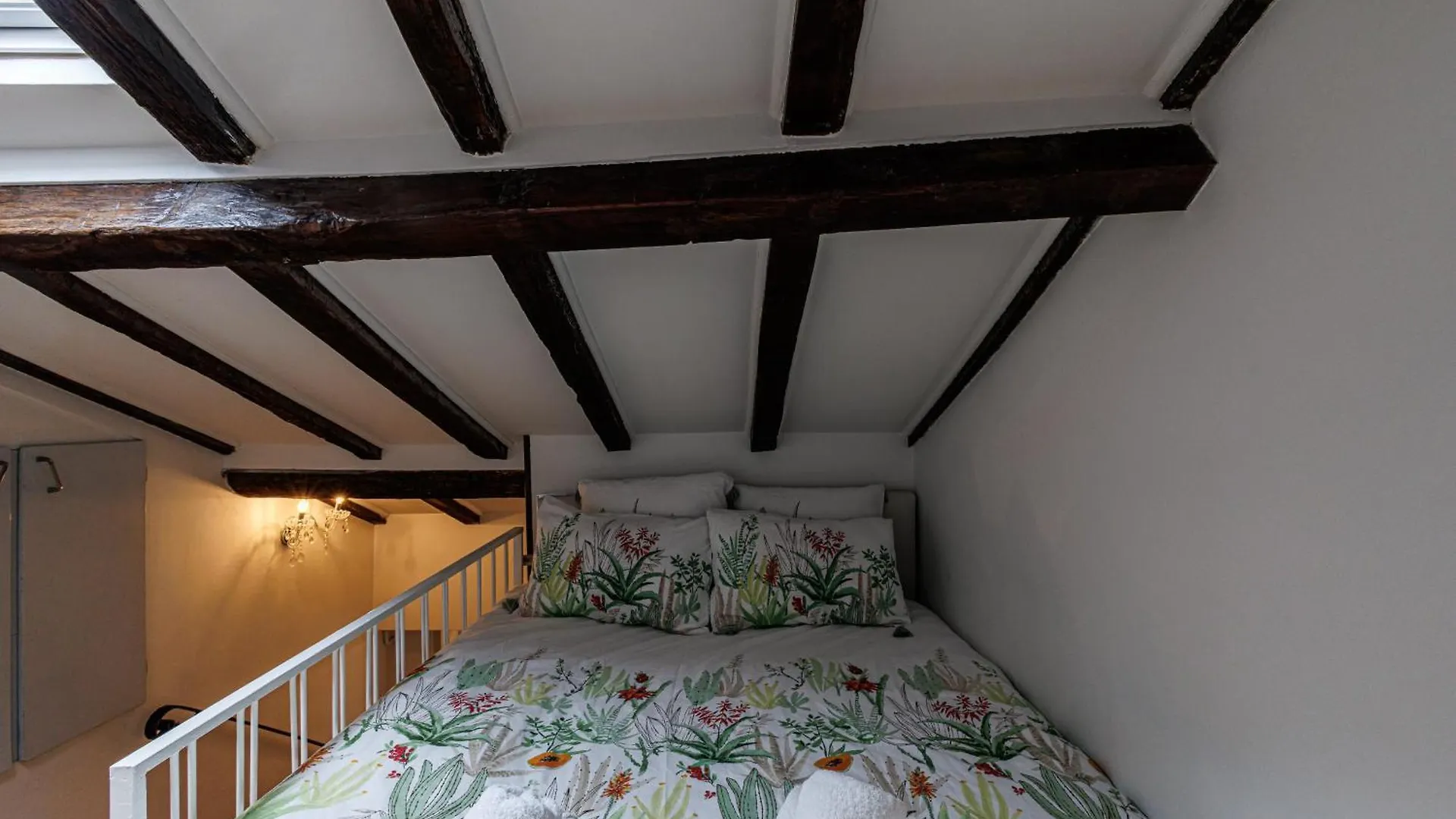 Sicardi - Elegant Apartment In Old Town Menton 0*,  França