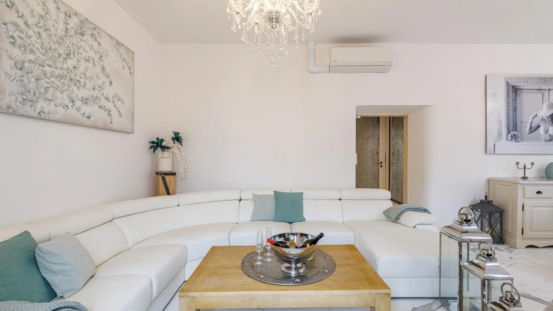 Sicardi - Elegant Apartment In Old Town Menton França